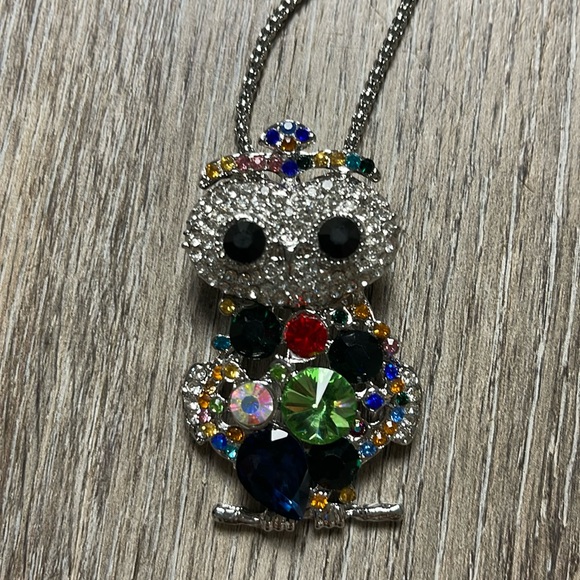 Betsey Johnson Owl Pendant Necklace - Picture 8 of 11